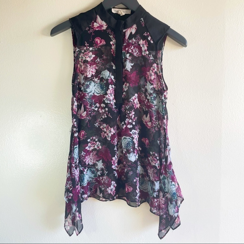 Bcbgeneration plum floral half button up top XS - Picture 3 of 11